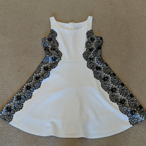 Jessica Simpson Dresses & Skirts - Jessica Simpson White with Black Lace dress Sz. 12